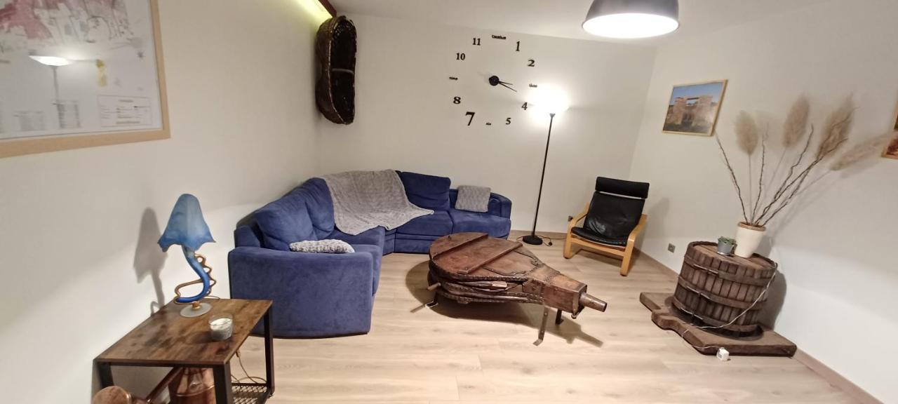 기브리 Au Petit Pressoir B&B 외부 사진